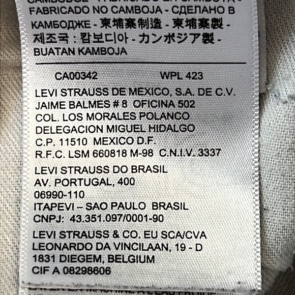 Levi’s Chinos - Picture 4 of 11